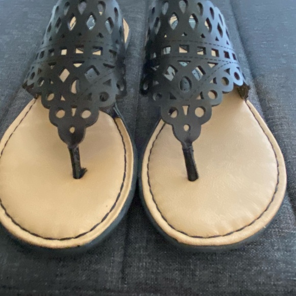 BOC Born Concept Butterfly Perforated Black Boho Casual Summer Flat Sandals-Sz-8 - Picture 4 of 16